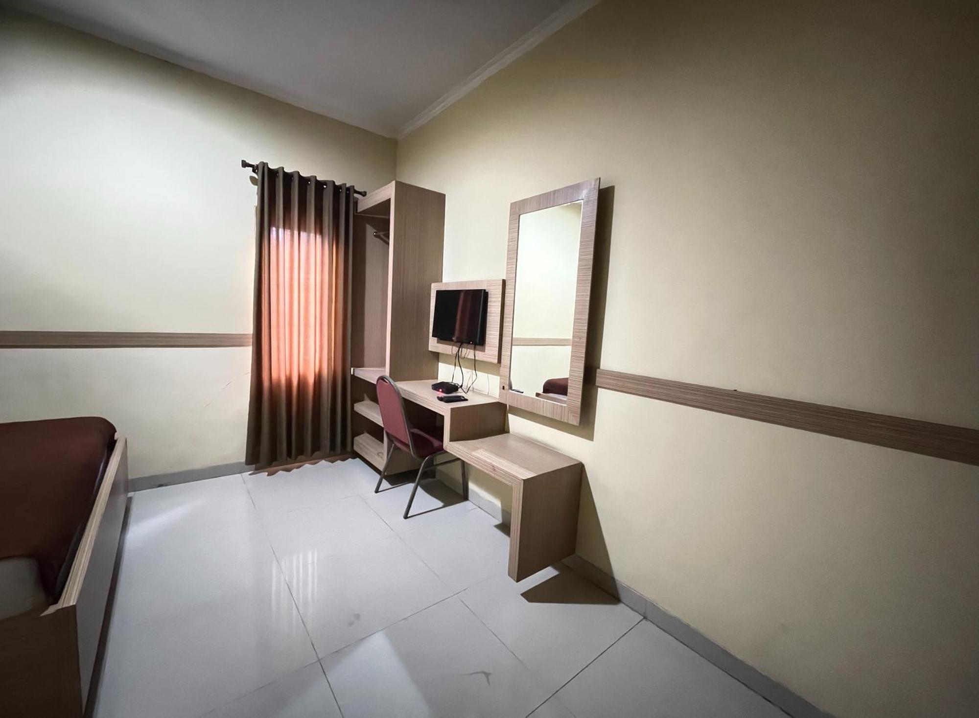Hotel Cemara Hijau Bandung Eksteriør billede