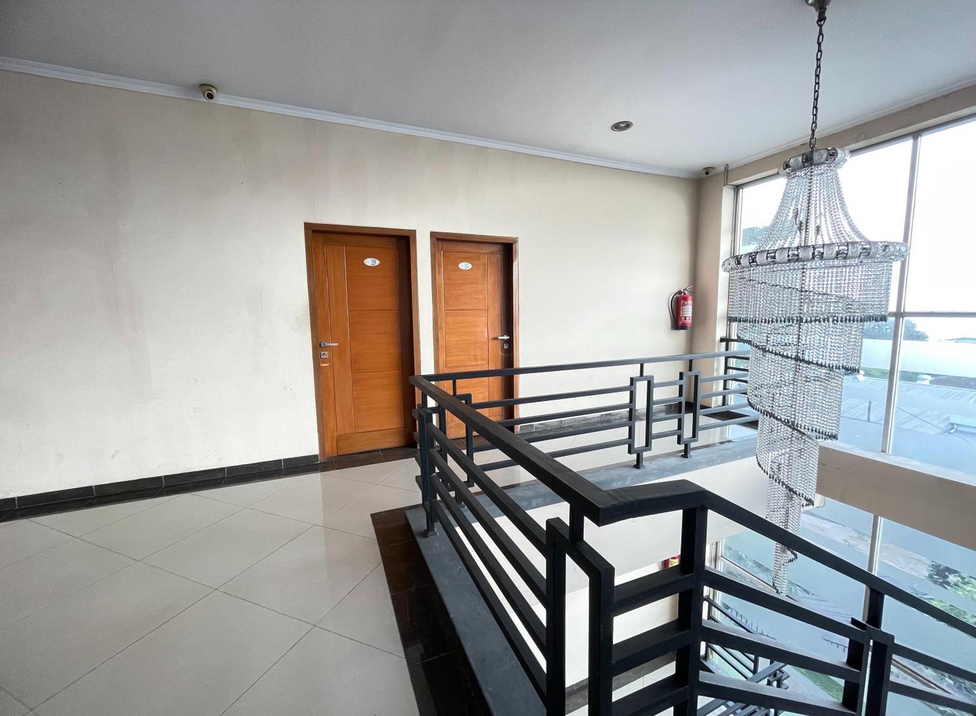 Hotel Cemara Hijau Bandung Eksteriør billede
