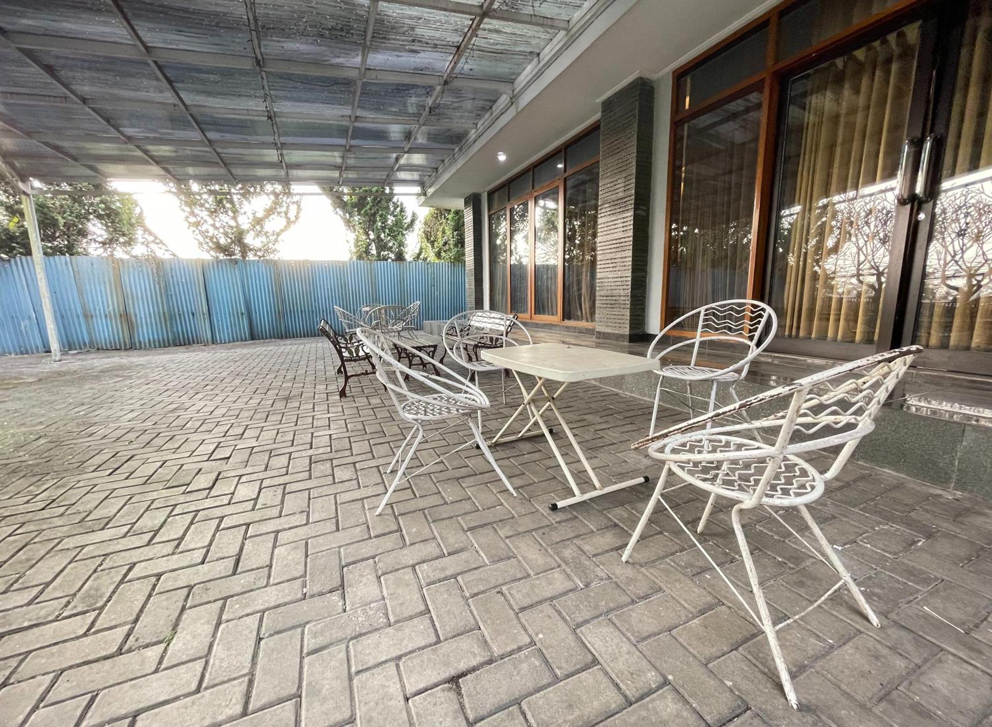 Hotel Cemara Hijau Bandung Eksteriør billede